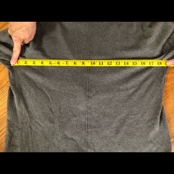 BNWT GAP Blazer-Style Cardigan in Grey,
Women’s size L - Picture 11 of 11